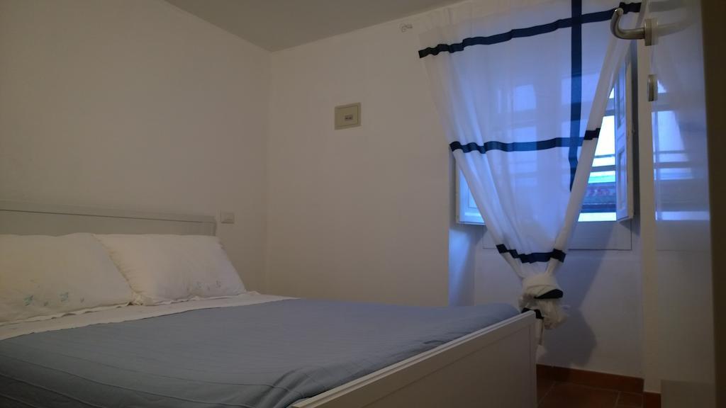 H24 Vacanze Daire Villanova Monteleone Oda fotoğraf